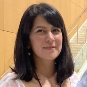 Meet your Posher, Dania